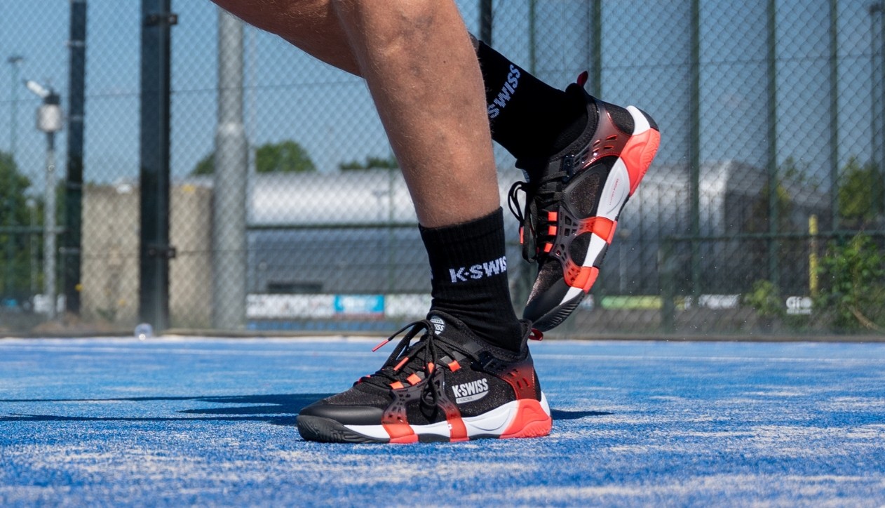 K-Swiss presenteert de nieuwe K-Frame padelschoenen 