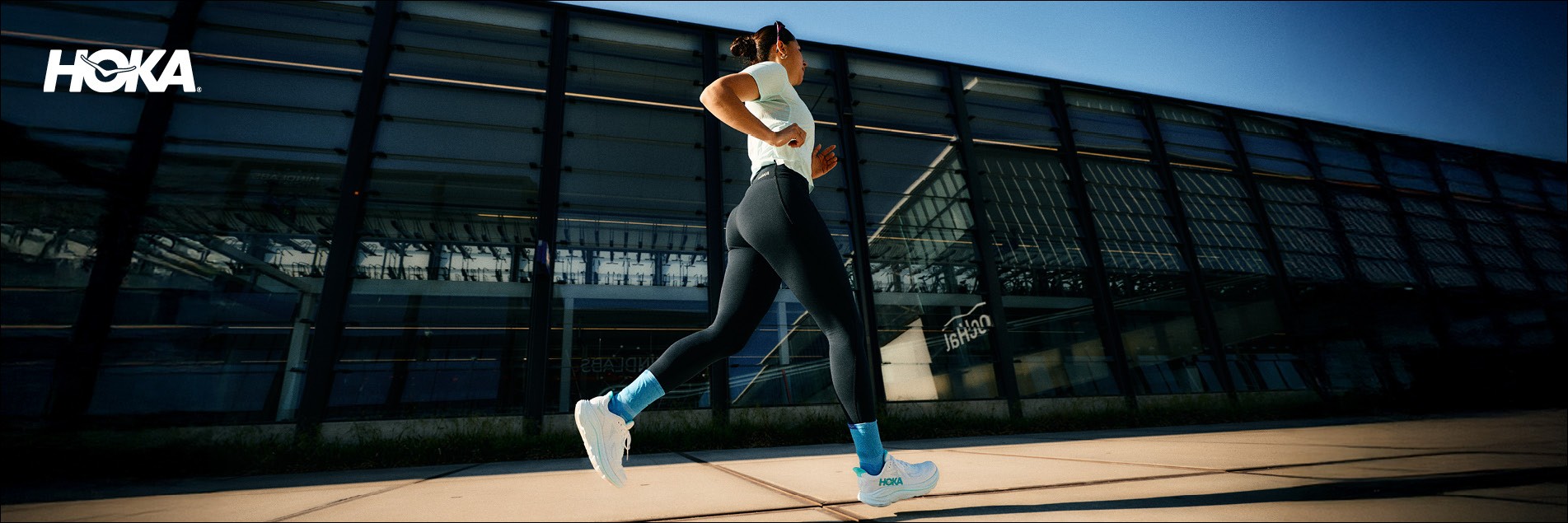 HOKA clifton